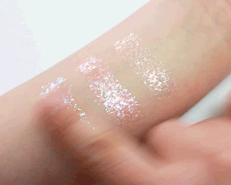 Unleashia Get Loose Glitter Gel kestÀvyys iholla gif